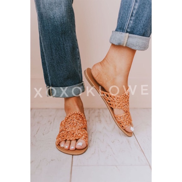 Boho Coral Crochet Raffia Slide Sandals - Picture 3 of 13